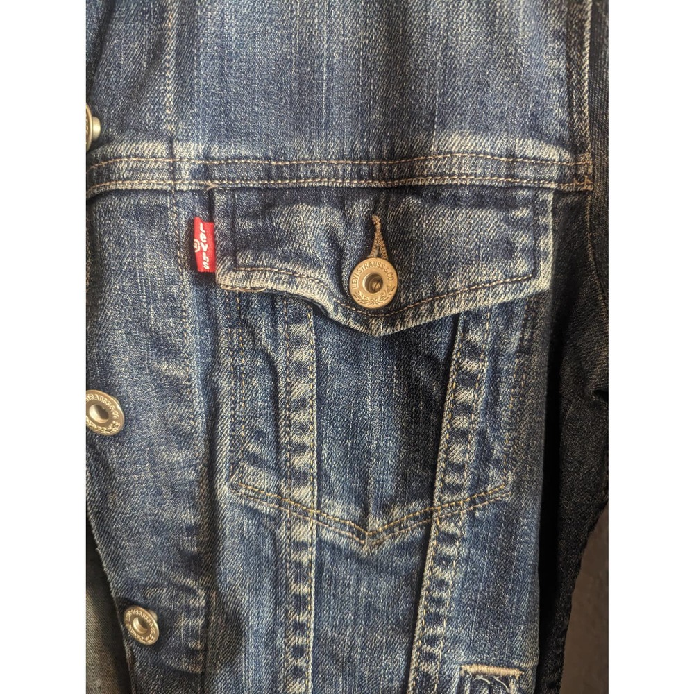 Levis Jean Jacket Womens Small Blue Denim Pocketed Casual Long Sleeved